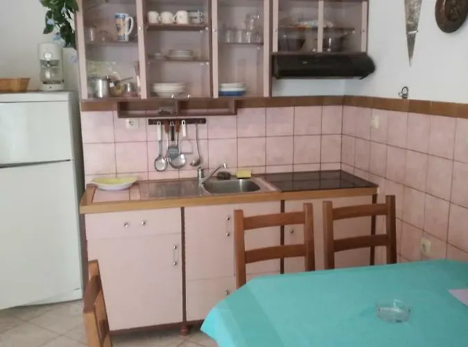 アパート Marijana セルツェ